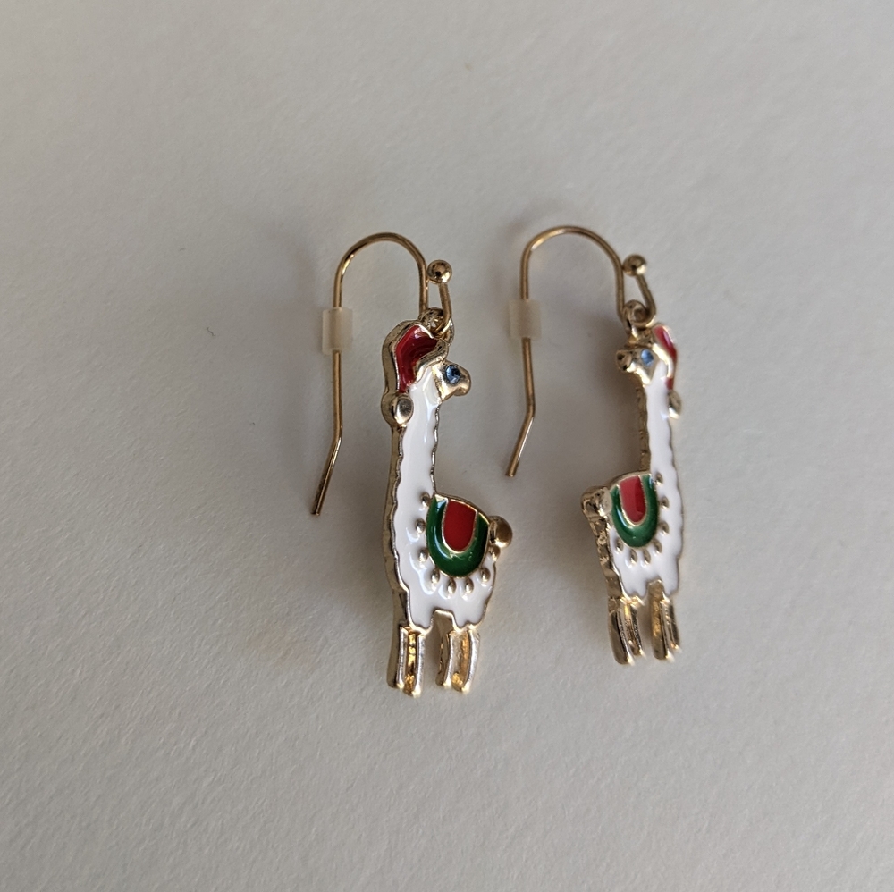Avon "Fa La La Llama" Christmas Earrings, New without tags - Picture 3 of 5